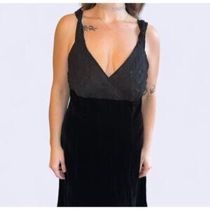 Vintage 90s / Y2K Black velvet formal dress w/ chiffon sequin embroidered bodice
